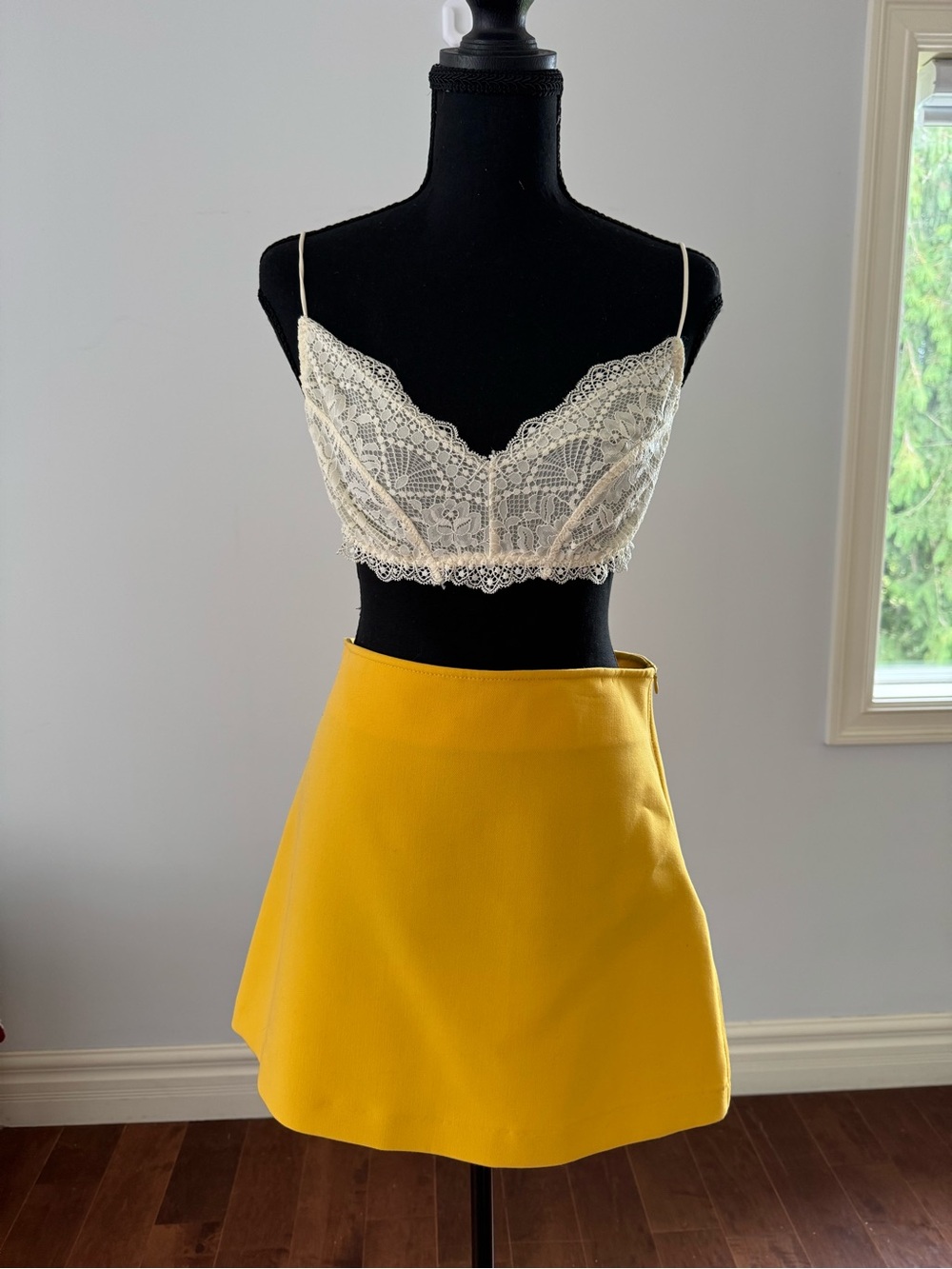 Zara Bright yellow skirt